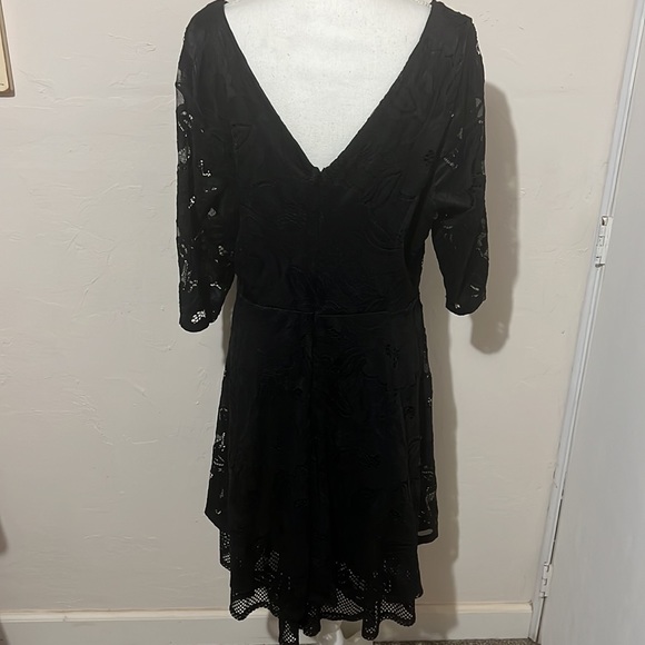 Lane Bryant lace and fishnet black mid length size 20 - Picture 7 of 8